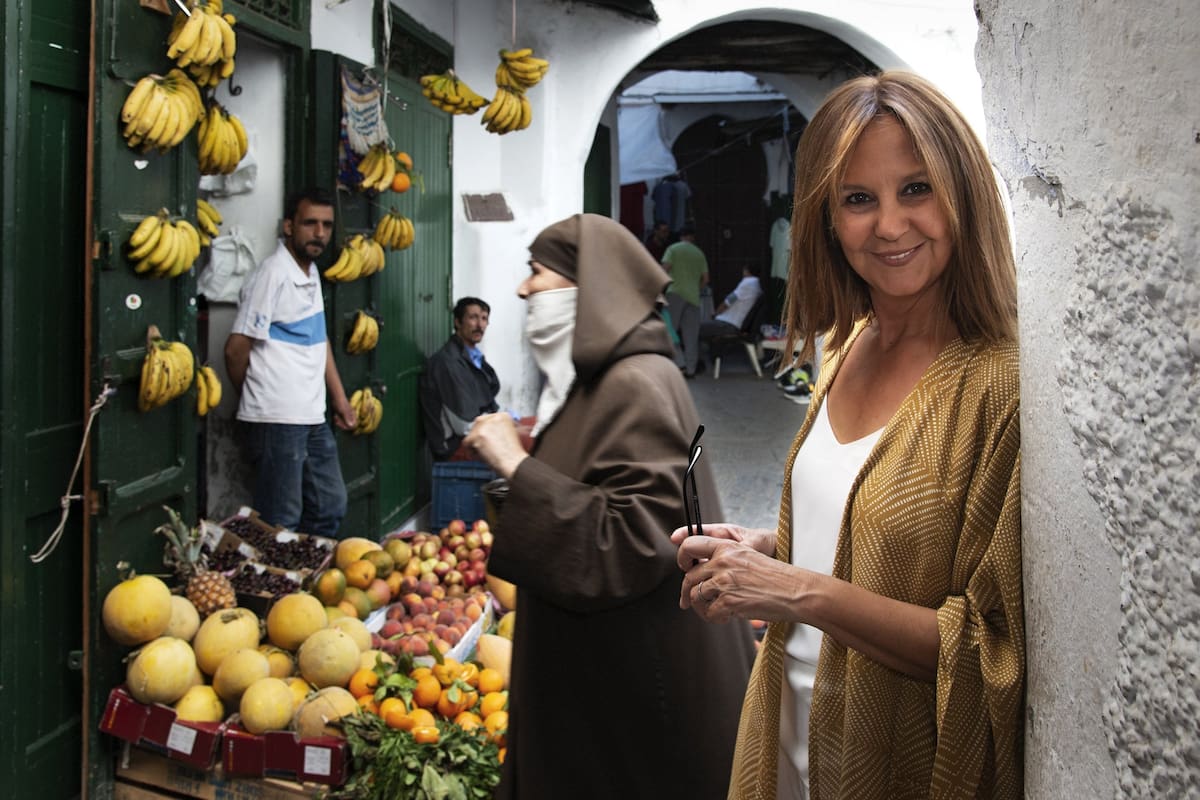 Dueñas y un viaje que combina la ficción con la memoria personal