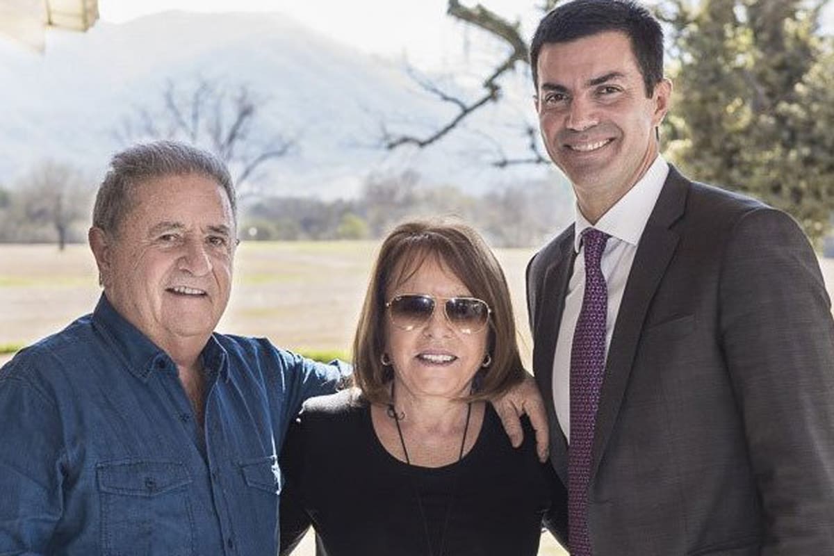 Duhalde y su esposa visitaron a Urtubey en Salta