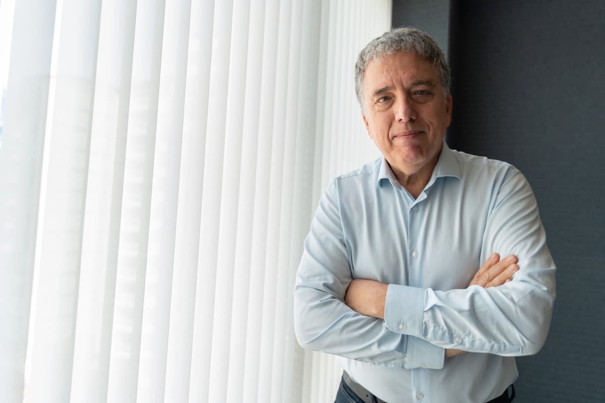 Dujovne consideró que el gasto primario nacional ya volvió a niveles de hace 20 años y que ahora hay que atacar la evasión y reducir Ingresos Brutos en las provincias; no ve problemas con el programa financiero de 2027