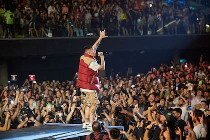 Duki cerró el 2021 como el artista argentino más escuchado del año y apunta a hacer "algo épico" para 2022