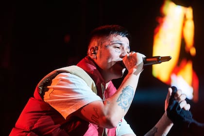 Duki se presentó en el Movistar Arena con una banda en vivo que sumó una potencia adicional al show