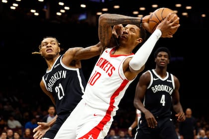 Durant y Thompson lideran a los Rockets en victoria 120-96 sobre los Nets