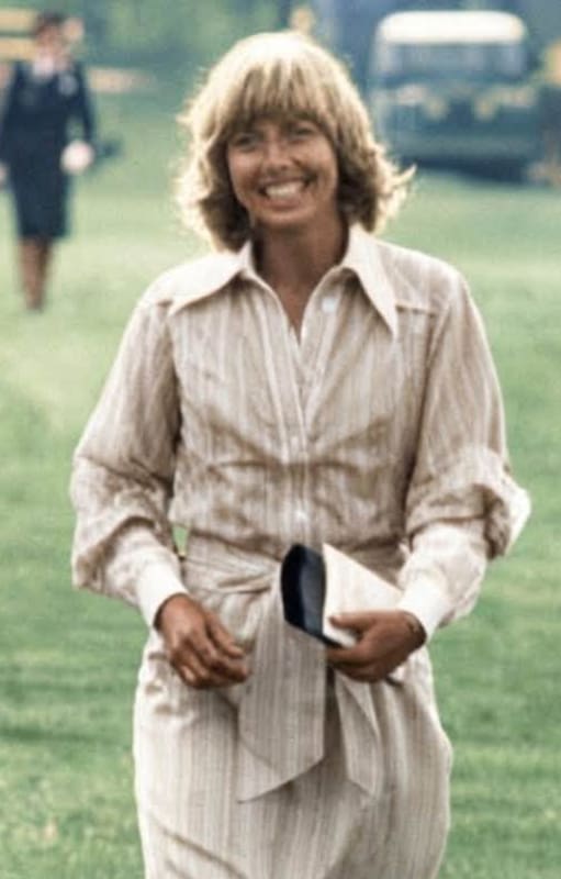 Durante algunos meses de 1976, la prensa británica presentó a Davina Sheffield como una posible futura reina