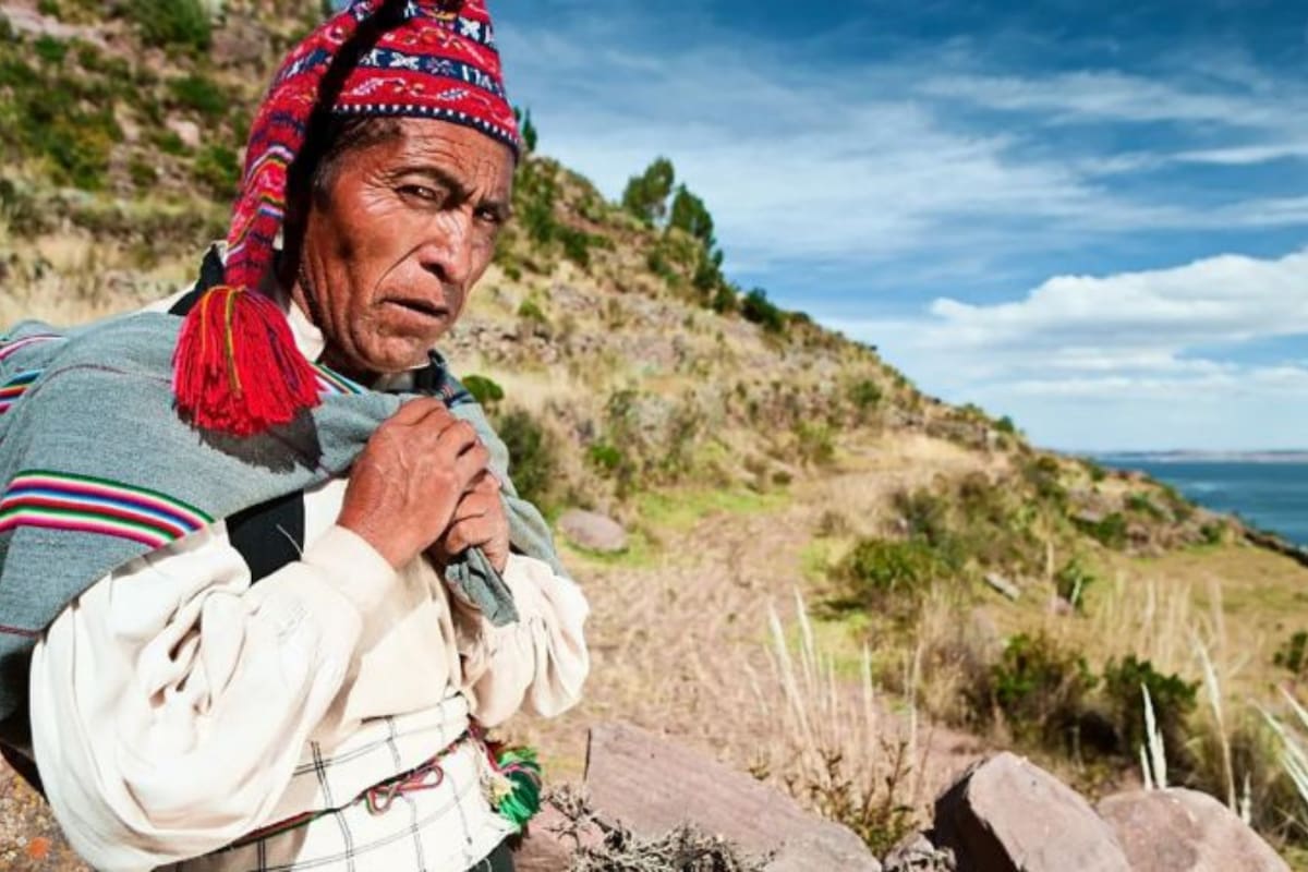 Durante cerca de 500 años, los hombres de Taquile han usado su sombrero para expresarse y para atraer pareja