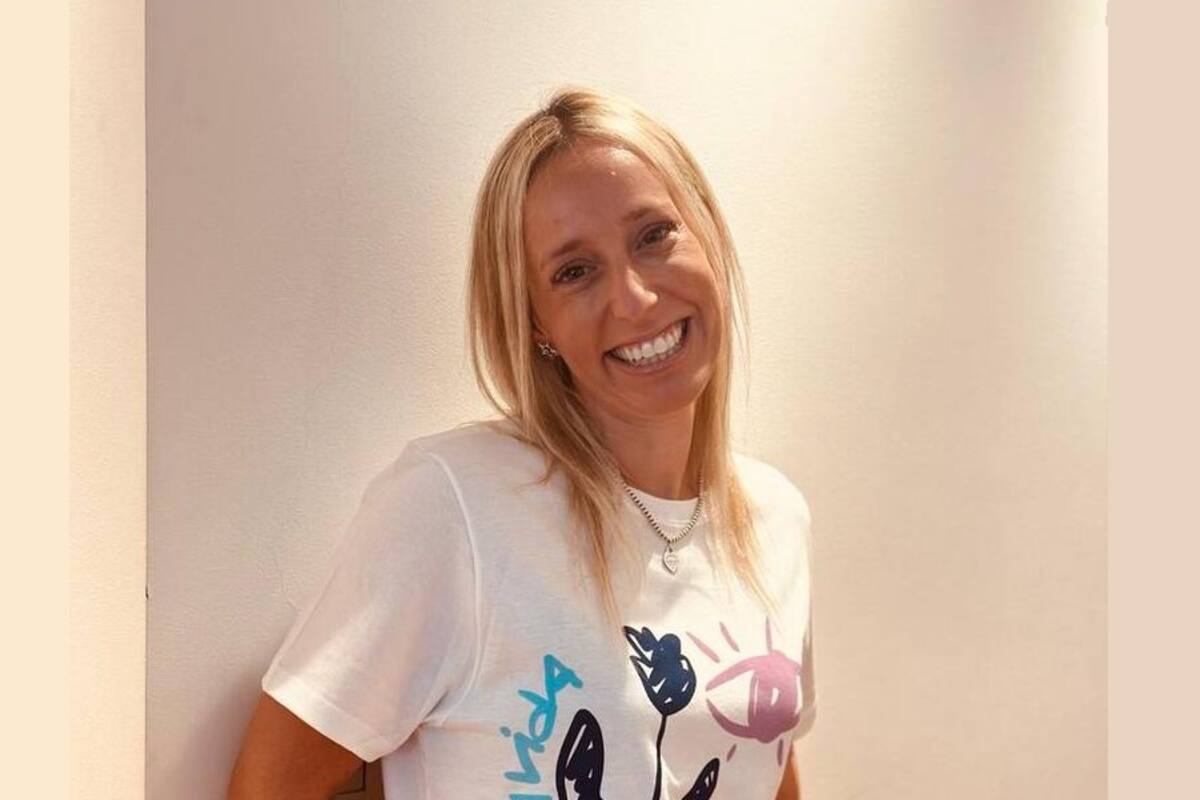 Durante dos meses Melina consultó con gastroenterólogos y clínicos, quienes no supieron identificar ni aproximarse al diagnóstico que tras una ecografía salió a la luz. Hasta ese momento, las molestias, según los médicos, se debían a que estaba estresada.