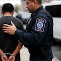 Es guatemalteco, tiene 25 años y fue arrestado por el ICE de forma violenta: "Le habían sacado sus dientes"