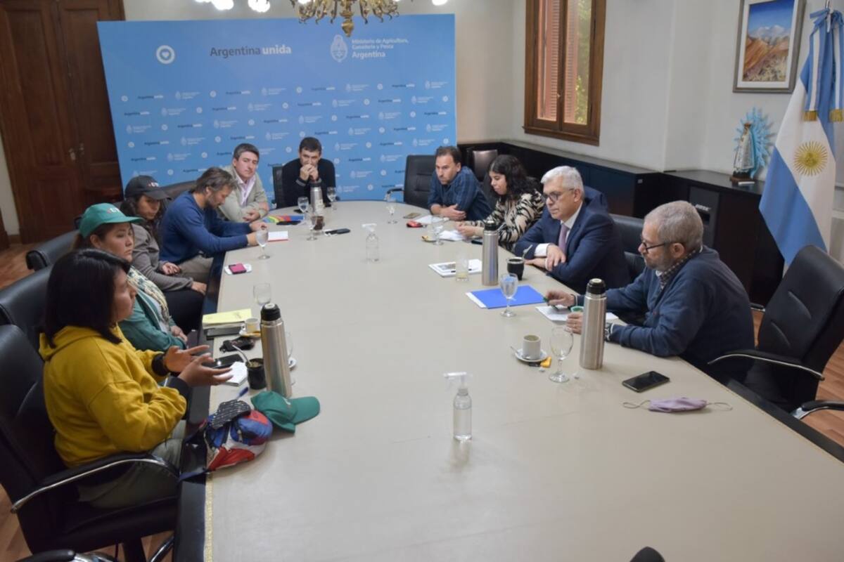 Durante el encuentro se confirmó la reactivación del Monotributo Social Agropecuario