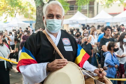 Durante el evento hubo performances de Pungmul, arte folclorico coreano que implica el uso de tambores