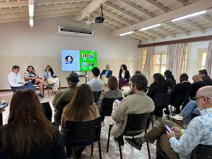 Durante el evento, se realizaron sesiones paralelas sobre temas tan diversos como "De beneficiarios a protagonistas del cambio", "¿Es posible eliminar la pobreza en nuestra vida?" o "Construyendo sistemas para florecer"
