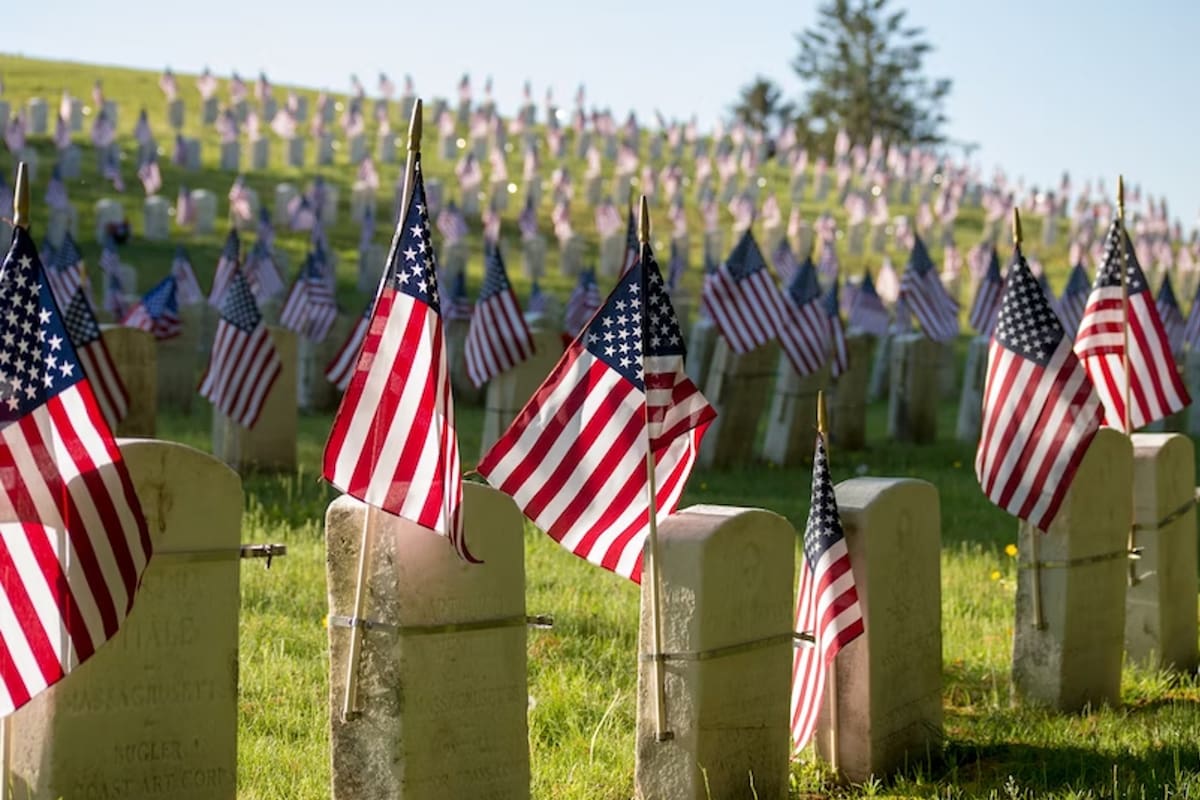 Durante el Memorial Day se recuerda a todos los que perdieron la vida en servicio a Estados Unidos
