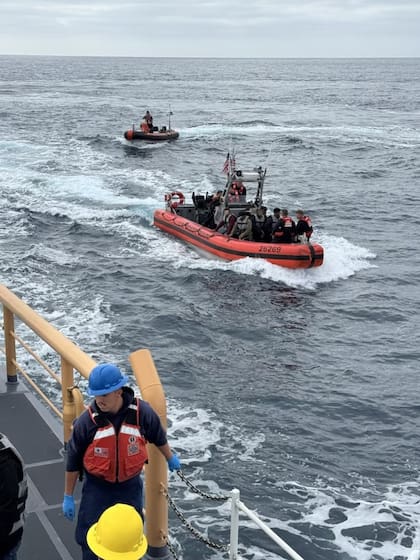 Durante el operativo, los agentes identificaron a 10 personas que, según el aviso oficial, afirmaron ser ciudadanos mexicanos
