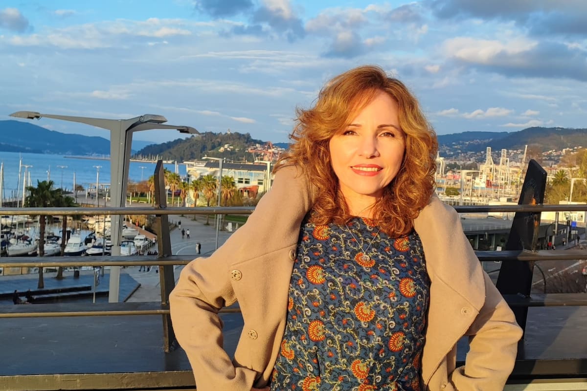 Durante el rodaje de Sin instrucciones en Bilbao y Gran Canaria, Yailene Sierra trabajó codo a codo con Paco León y Maia Zaitegi