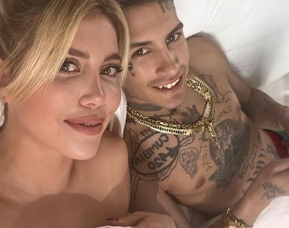 Durante el tiempo que estuvieron juntos, Wanda Nara y L-Gante compartieron esta imagen en Instagram para celebrar el lanzamiento de la nueva canción del cumbiero 420
