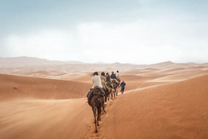 Durante el verano boreal es común que las partículas de arena del desierto del Sahara se transporten por miles de kilómetros hacia otras regiones del planeta