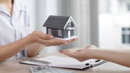 Durante julio se desembolsaron alrededor de US$202 millones en créditos UVA, el volumen mensual más alto desde diciembre pasado