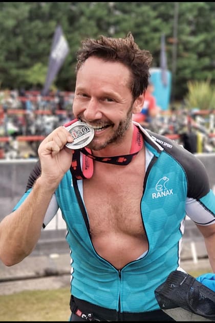 Durante la carrera Ironman de la que participó en marzo. Ahora se prepara para la segunda, en San Juan, el próximo 26. “Encontré en el trote una forma, una meditación, un escape. Entreno casi todos los días”, confiesa.