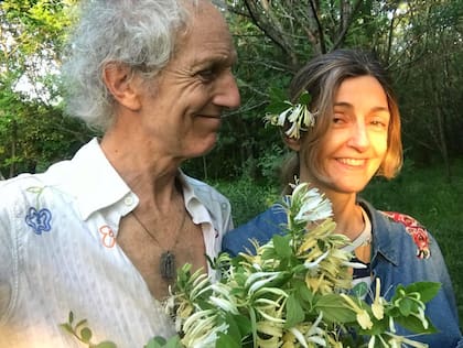 Durante la entrevista, Boy Olmi contó el "truco de magia" que le hace a su esposa para sorprenderla (Foto: Instagram @boyolmi)