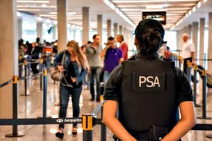 Durante la gestión anterior, las pólizas de la ART de la Policía de Seguridad Aeroportuaria y la Prefectura pasaron a manos del broker Héctor Martínez Sosa