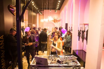Durante la inauguración hubo música en vivo