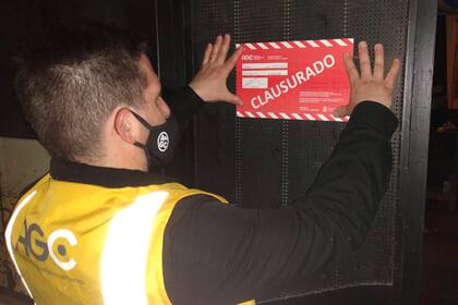 Durante la noche del sábado se clausuraron 12 locales en la Ciudad de Buenos Aires
