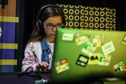 Durante la pandemia, aumentó el uso de pantallas y las consultas por síntomas oculares en los chicos