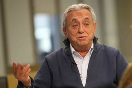 Durante la primera audiencia pública del plenario de comisiones del Senado por el debate de la despenalización del aborto, el especialista criticó duramente a sus pares que se abstendrán