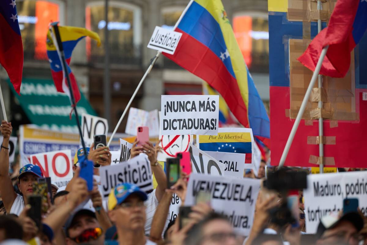 Durante la última década, la crisis venezolana empezó a ocupar un lugar central en la literatura