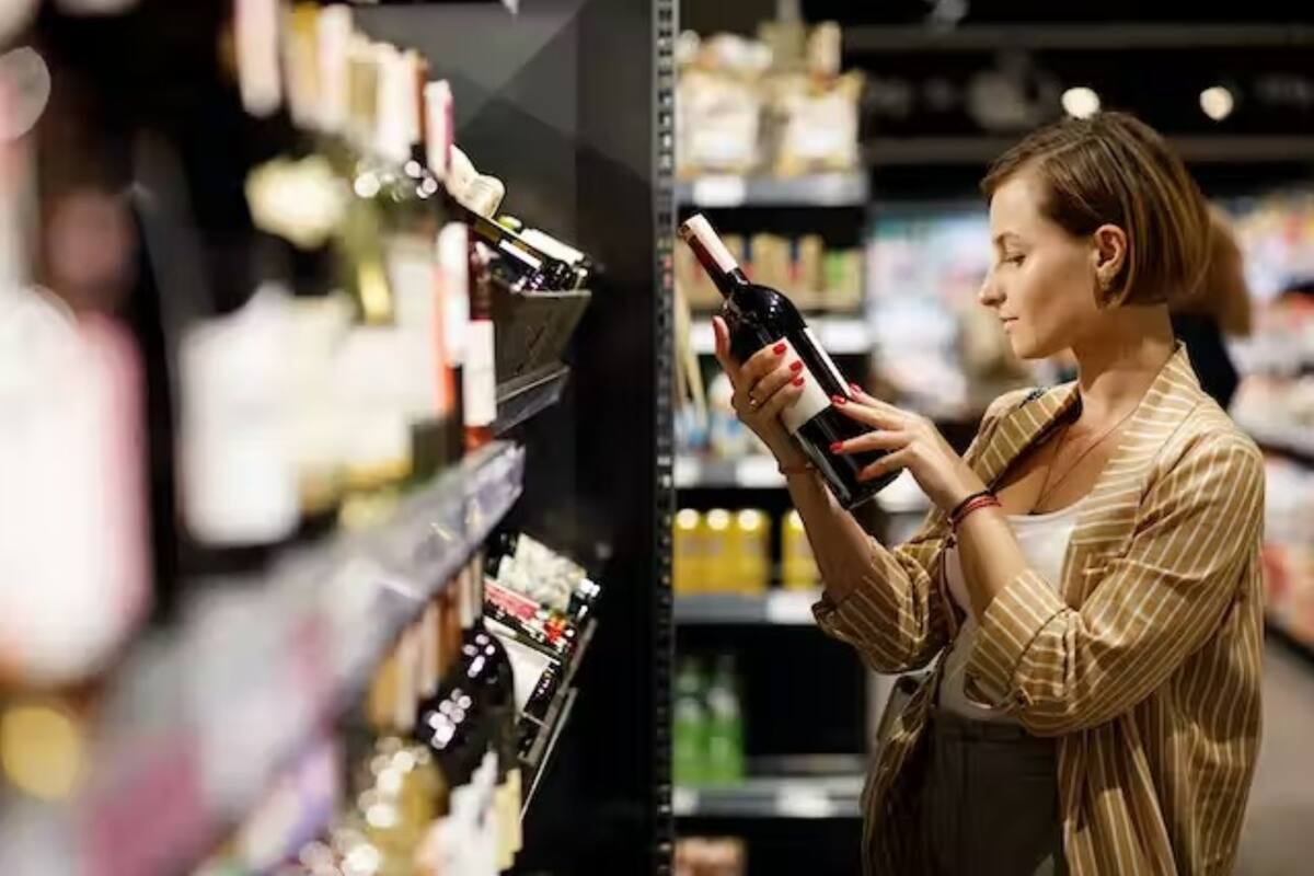 Durante la veda electoral, hay algunas actividades que están prohibidas, como puede ser el expendio de bebidas alcohólicas