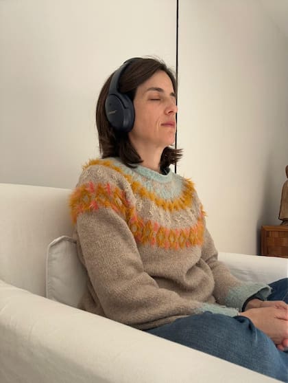 "Durante las exposiciones públicas me ardían físicamente las orejas por el pico de estrés del momento y quedaba completamente ´filtrada´. Tenía que escaparme a un baño o encerrarme en el auto para poder respirar y recomponerme antes de volver a producir", explica