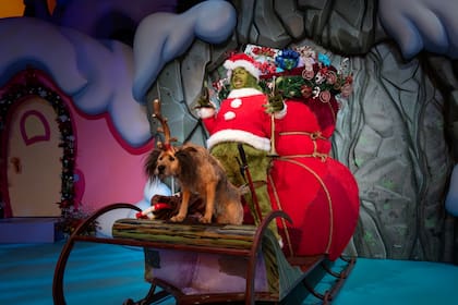 Durante las Fiestas, el Grinch se vuelve uno de los personajes más populares de Universal, que celebran con la tradicionales "Grinmas"