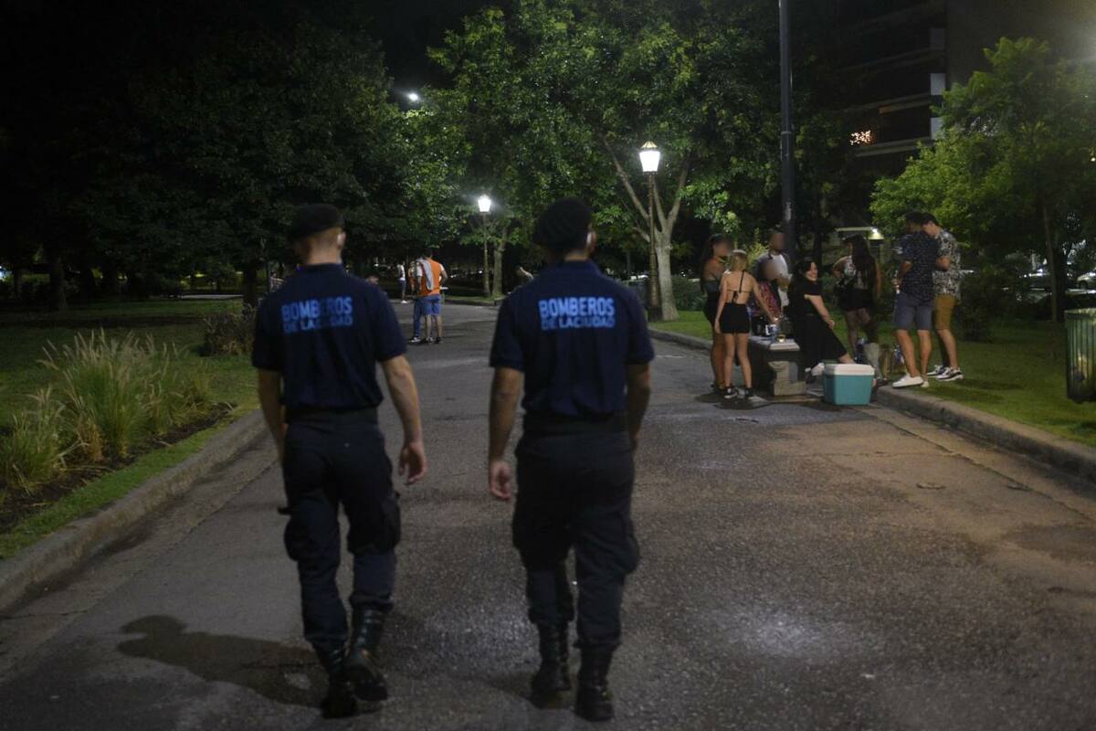 Durante los festejos de último primer día del año pasado también hubo operativos con diferentes fuerzas, como la de Bomberos de la Ciudad