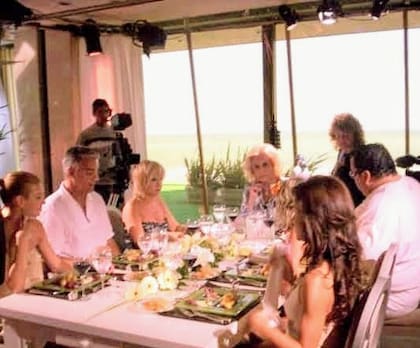 Durante muchos años, Mirtha Legrand continuó con su programa desde Mar del Plata