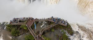 Iguazú suspende el acceso a la Garganta del Diablo y retira sus pasarelas