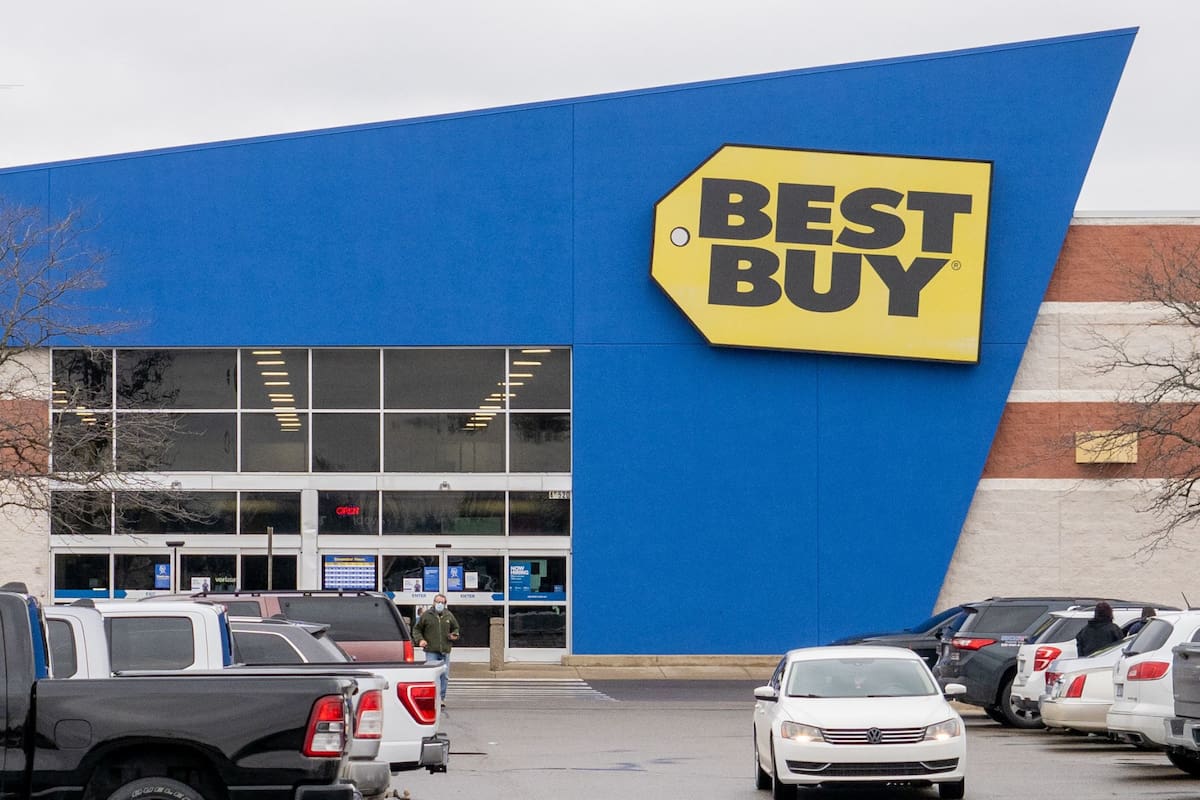 Durante un día de noviembre, todas las sucursales de Best Buy en EE.UU. permanecen cerradas (Wikimedia Commons/ajay_suresh)