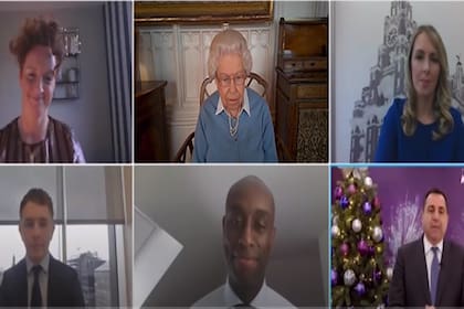 Durante una videollamada de la reina con una empresa, la señal de Internet se cortó y mostró que hasta en Windsor puede suceder