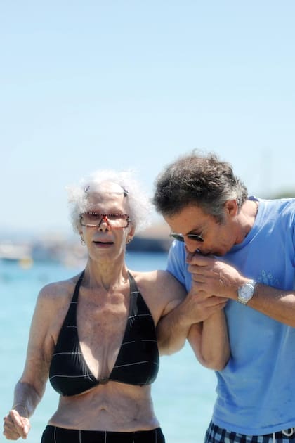 Durante unas vacaciones en Ibiza, en agosto de 2013, se mostraron muy unidos y cariñosos.
