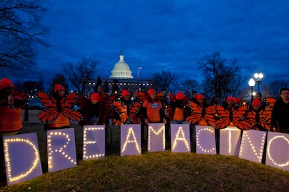 Durante varios años, la aprobación de leyes para proteger a los dreamers es objeto de disputas políticas en EE.UU. (Archivo)