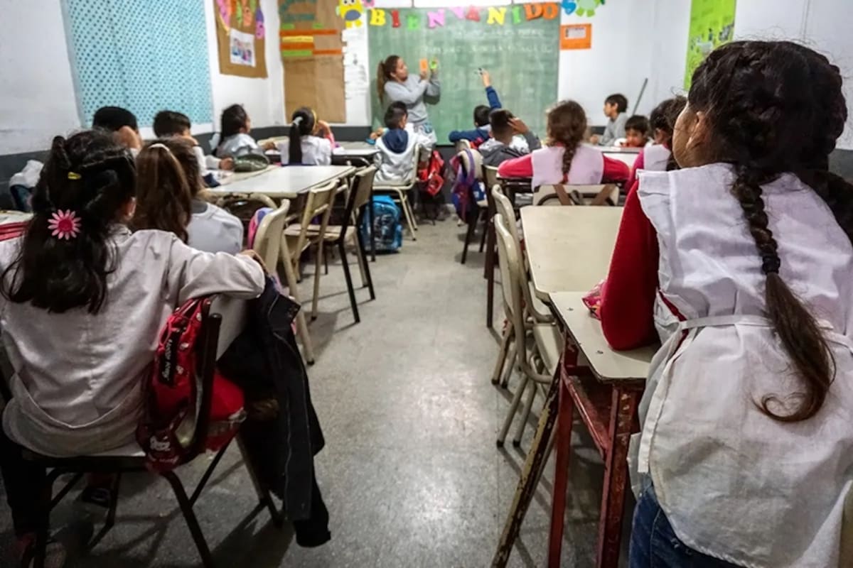 Duros cuestionamientos al ajuste en educación