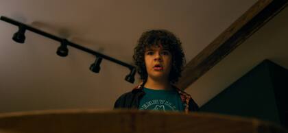 Dustin en problemas