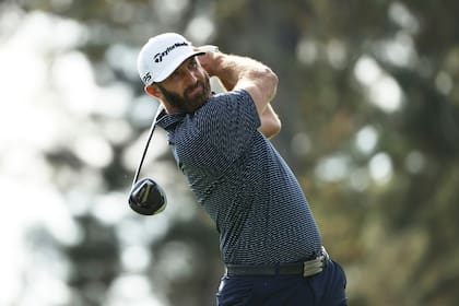 Dustin Johnson durante la ronda final del Masters de Augusta.