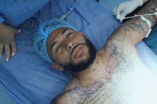 El goleador de Racing que alquiló un quirófano y realizó un ayuno extremo para hacerse un tatuaje