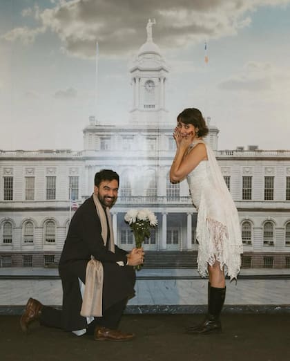 Duwaji se encargó de ayudar a su esposo con la tipografía y íconos de su campaña