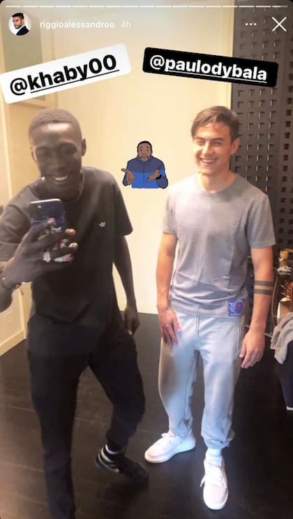 Dybala y Khaby riéndose tras filmar la historia