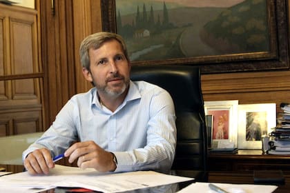 DYN32, BUENOS AIRES 04/04/16, EL MINISTRO DEL INTERIOR, ROGELIO FRIGERIO