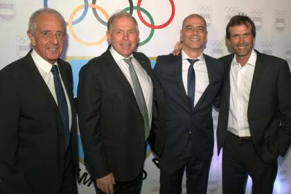 D´Onofrio, Werthein, Hernández y Cambiaso, durante la gala del COA