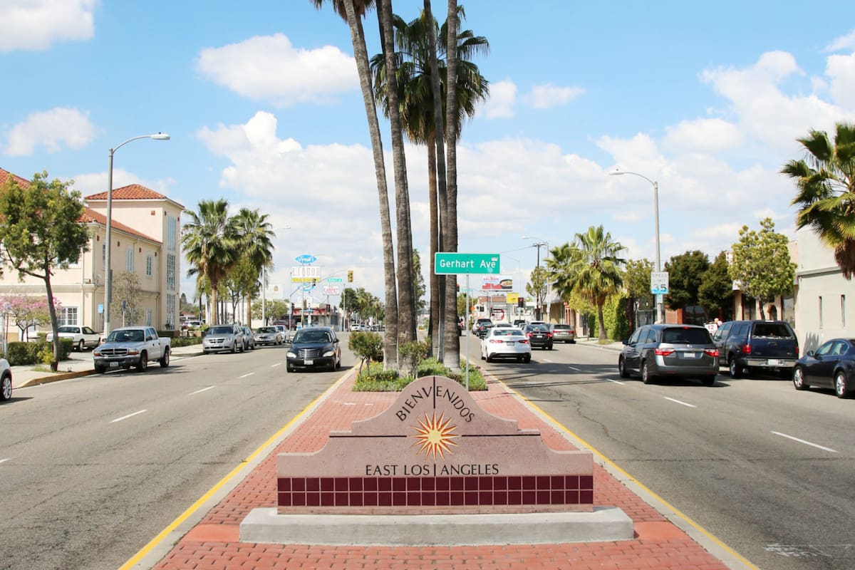 East Los Ángeles es conocido como uno de los barrios latinos más grandes del condado
