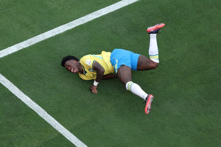 EAST RUTHERFORD, NEW JERSEY - JULY 05: Vinicius Junior #7 of Brazil reacts during the FIFA World Cup 2026 Round of 16 match between Brazil and Norway at New York New Jersey Stadium on July 05, 2026 in East Rutherford, New Jersey. Dan Mullan/Getty Images/AFP (Photo by Dan Mullan / GETTY IMAGES NORTH AMERICA / Getty Images via AFP)