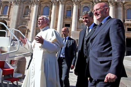 Domenico Giani era también conocido como el "ángel de la guarda" de Francisco