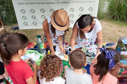 Eco House ofrece diferentes recursos gratuitos para concientizar, como la guía audiovisual “Mi Propio Microvivero” sobre las plantas nativas en el hogar