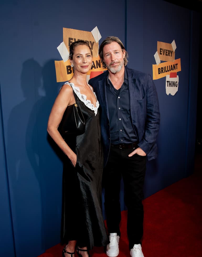 Ed Burns y Christy Turlington, un amor que empezó de casualidad y la lleva más de 26 años